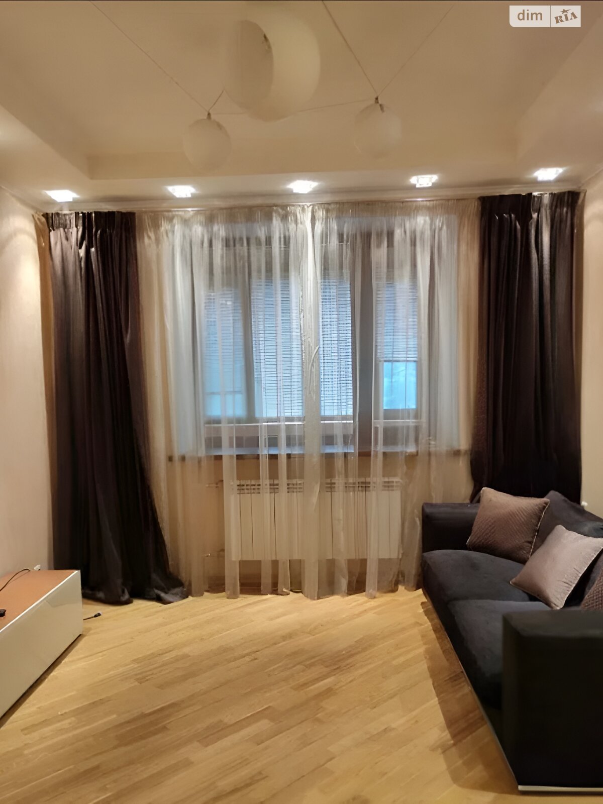 Продажа трехкомнатной квартиры в Харькове, на пер. Армянский 1/3, район Центр фото 1 Продажа трехкомнатной квартиры в Харькове, на пер. Армянский 1/3, район Центр фото 1