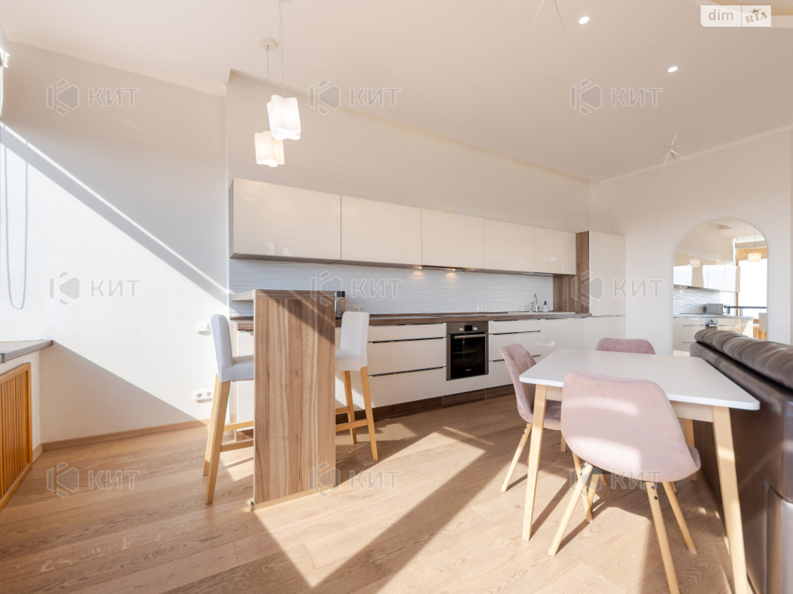 Продажа двухкомнатной квартиры в Харькове, на пер. Банный 1, район Центр фото 1 Продажа двухкомнатной квартиры в Харькове, на пер. Банный 1, район Центр фото 1