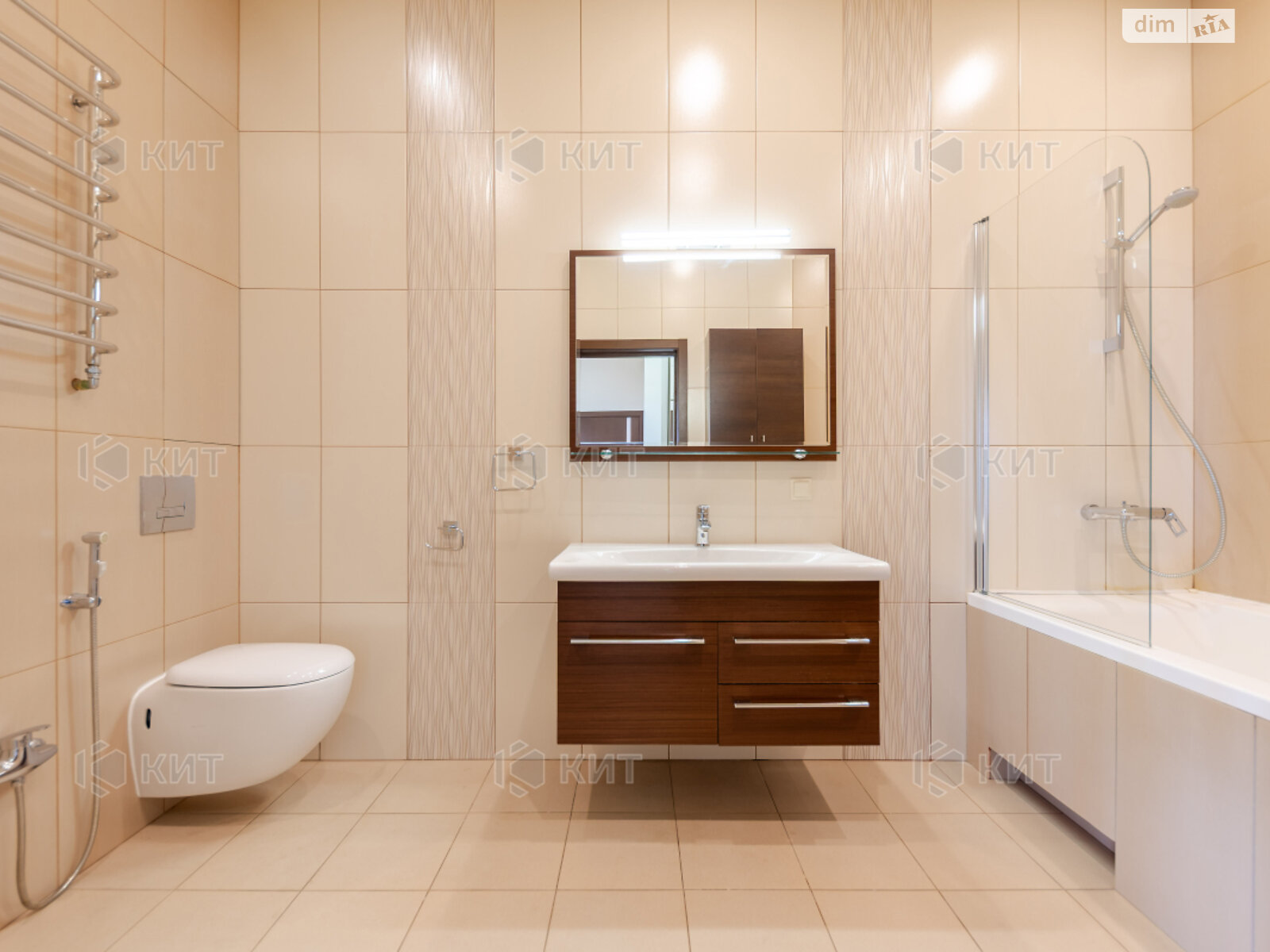 Продажа двухкомнатной квартиры в Харькове, на пер. Банный 1, район Центр фото 1 Продажа двухкомнатной квартиры в Харькове, на пер. Банный 1, район Центр фото 1