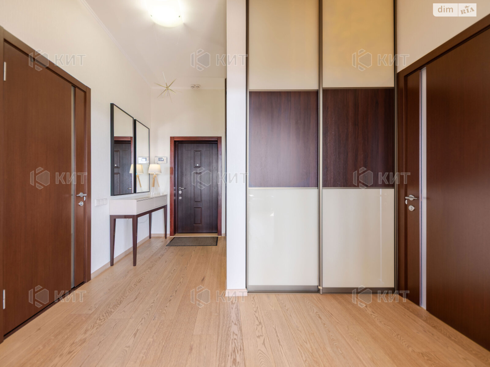 Продажа двухкомнатной квартиры в Харькове, на пер. Банный 1, район Центр фото 1 Продажа двухкомнатной квартиры в Харькове, на пер. Банный 1, район Центр фото 1