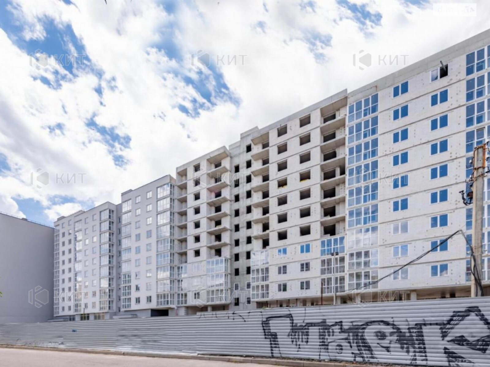 Продажа однокомнатной квартиры в Харькове, на ул. Братьев Гипиков 9, район Центр фото 1 Продажа однокомнатной квартиры в Харькове, на ул. Братьев Гипиков 9, район Центр фото 1
