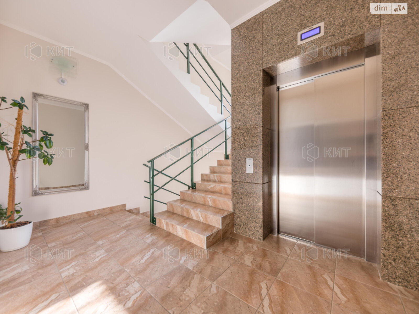 Продажа трехкомнатной квартиры в Харькове, на ул. Чернышевская 31А, район Центр фото 1 Продажа трехкомнатной квартиры в Харькове, на ул. Чернышевская 31А, район Центр фото 1
