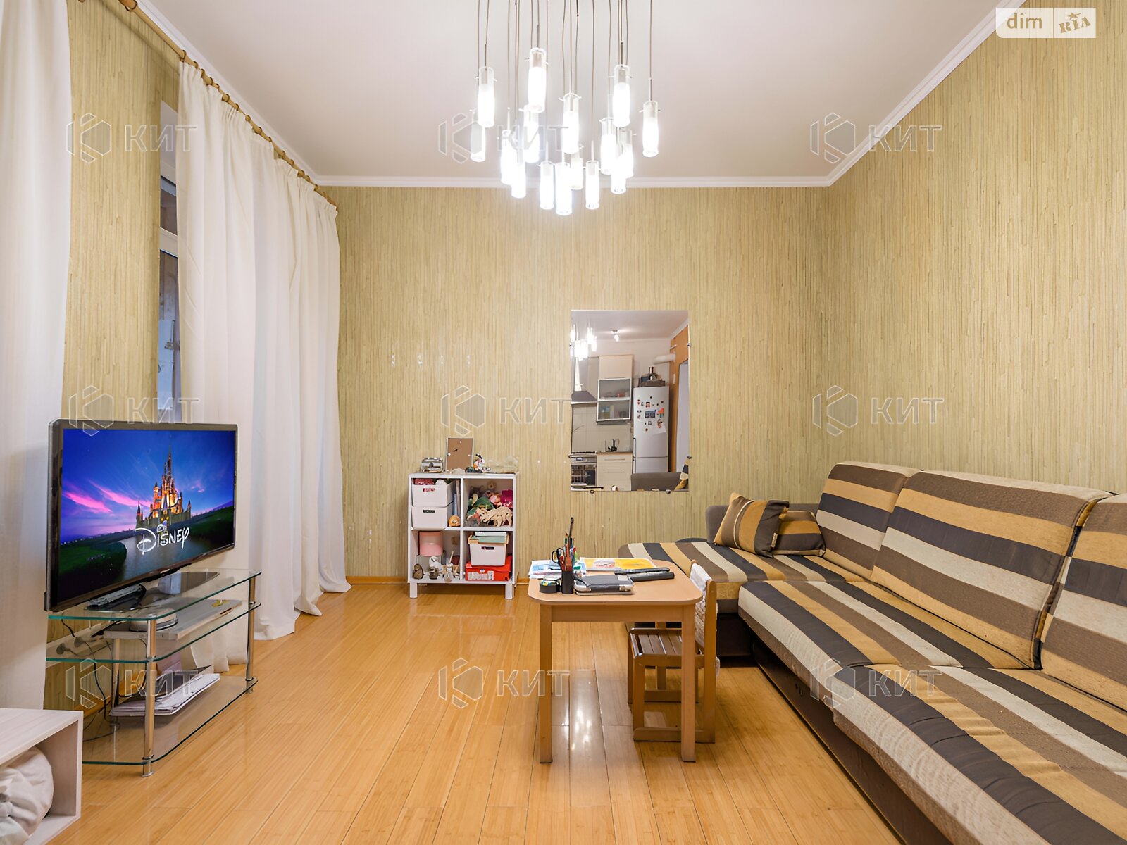 Продажа трехкомнатной квартиры в Харькове, на ул. Дарвина 16, район Центр фото 1 Продажа трехкомнатной квартиры в Харькове, на ул. Дарвина 16, район Центр фото 1