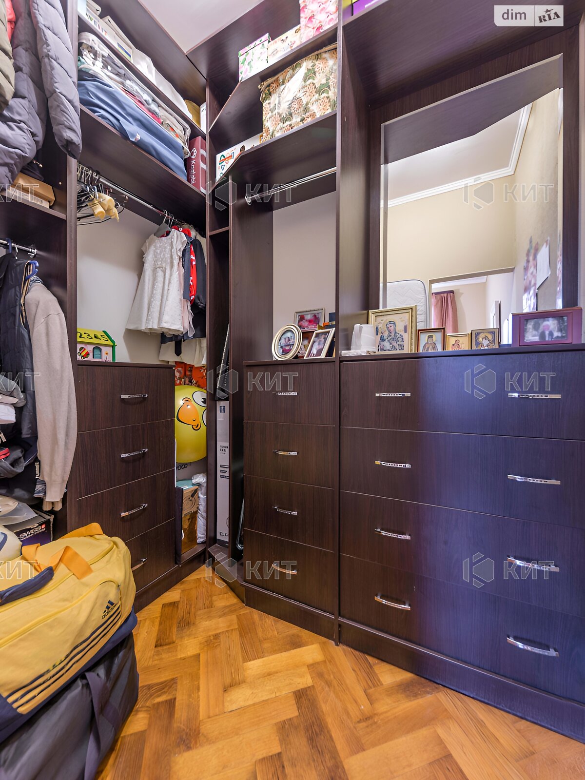 Продажа трехкомнатной квартиры в Харькове, на ул. Дарвина 16, район Центр фото 1 Продажа трехкомнатной квартиры в Харькове, на ул. Дарвина 16, район Центр фото 1