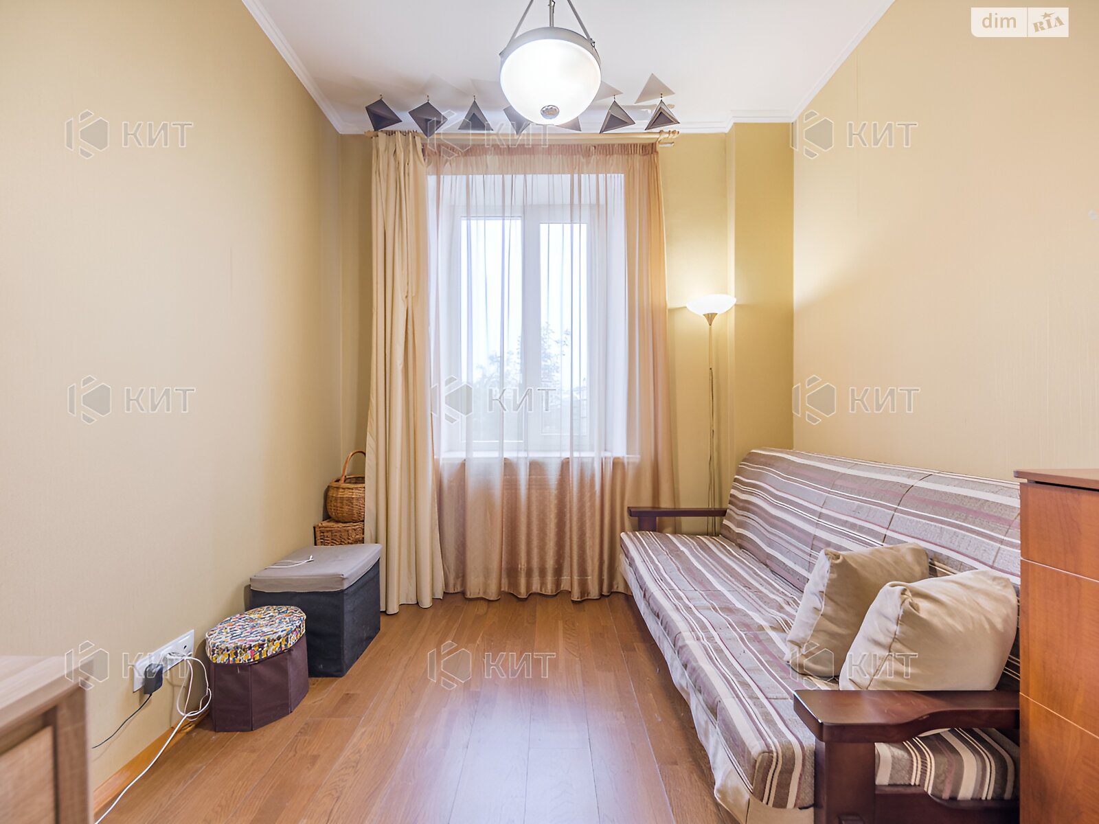 Продажа трехкомнатной квартиры в Харькове, на ул. Дарвина 16, район Центр фото 1 Продажа трехкомнатной квартиры в Харькове, на ул. Дарвина 16, район Центр фото 1