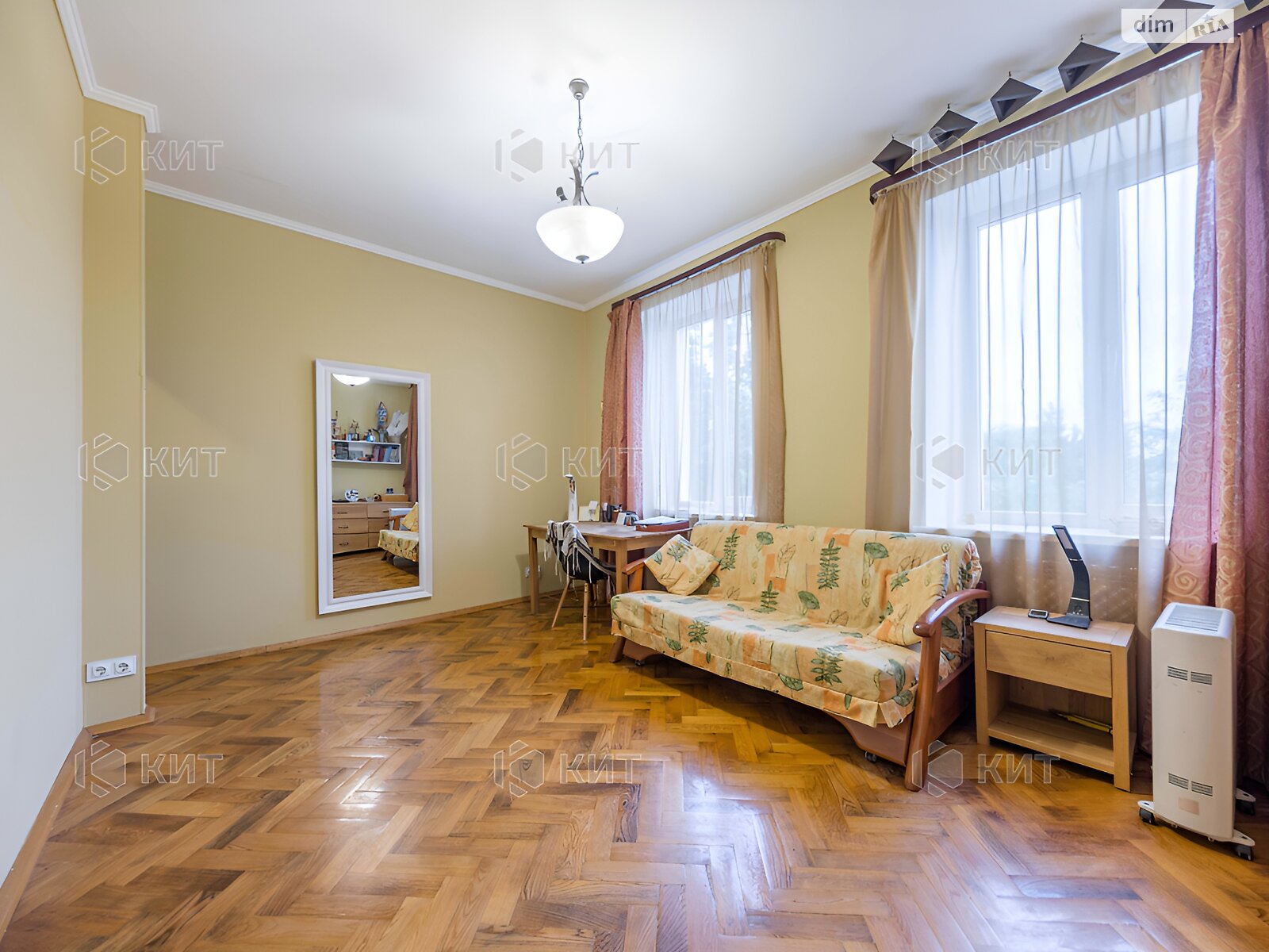 Продажа трехкомнатной квартиры в Харькове, на ул. Дарвина 16, район Центр фото 1 Продажа трехкомнатной квартиры в Харькове, на ул. Дарвина 16, район Центр фото 1