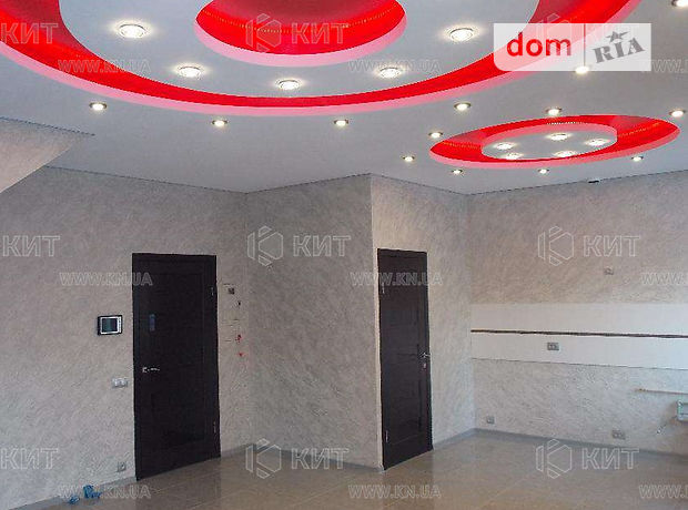 Продажа трехкомнатной квартиры в Харькове, на майд. Фейербаха район Центр фото 1 Продажа трехкомнатной квартиры в Харькове, на майд. Фейербаха район Центр фото 1