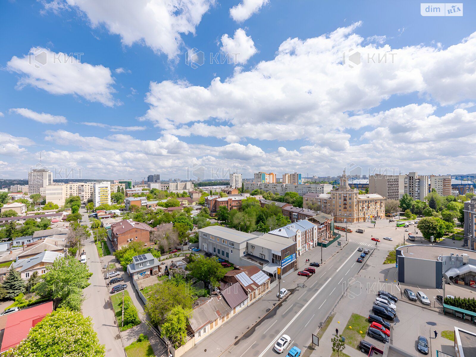 Продаж двокімнатної квартири в Харкові, на вул. Георгія Тарасенка 18Б, район Центр фото 1 Продаж двокімнатної квартири в Харкові, на вул. Георгія Тарасенка 18Б, район Центр фото 1