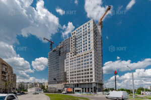 Продаж двокімнатної квартири в Харкові, на просп. Героїв Харкова 97, район Центр фото 2