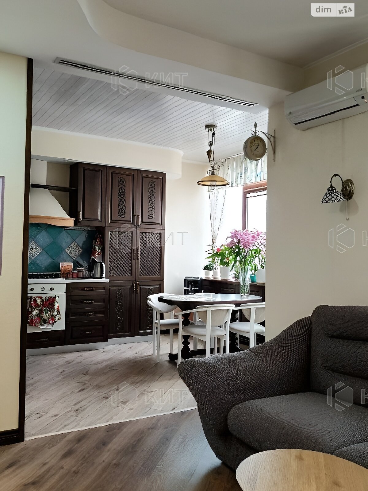 Продажа трехкомнатной квартиры в Харькове, на просп. Героев Харькова 131В, район Центр фото 1 Продажа трехкомнатной квартиры в Харькове, на просп. Героев Харькова 131В, район Центр фото 1