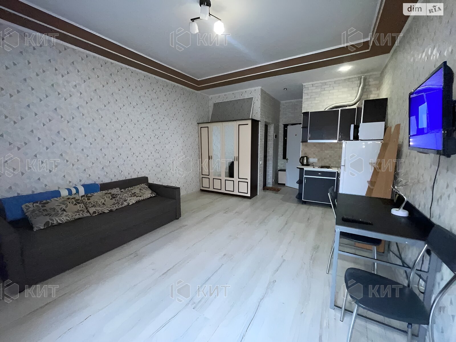 Продажа однокомнатной квартиры в Харькове, на просп. Героев Харькова 118, район Центр фото 1 Продажа однокомнатной квартиры в Харькове, на просп. Героев Харькова 118, район Центр фото 1