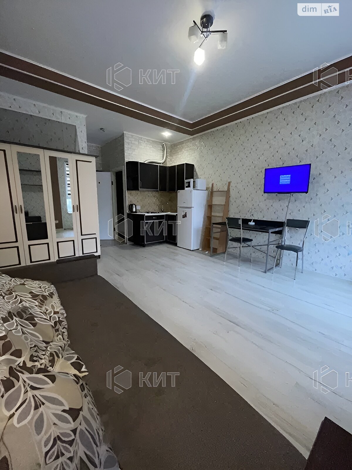 Продажа однокомнатной квартиры в Харькове, на просп. Героев Харькова 118, район Центр фото 1 Продажа однокомнатной квартиры в Харькове, на просп. Героев Харькова 118, район Центр фото 1