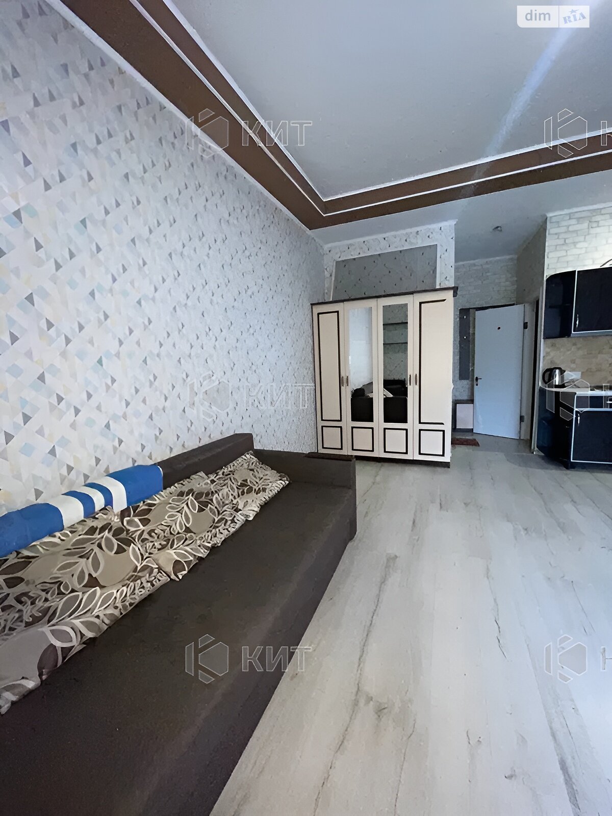 Продажа однокомнатной квартиры в Харькове, на просп. Героев Харькова 118, район Центр фото 1 Продажа однокомнатной квартиры в Харькове, на просп. Героев Харькова 118, район Центр фото 1