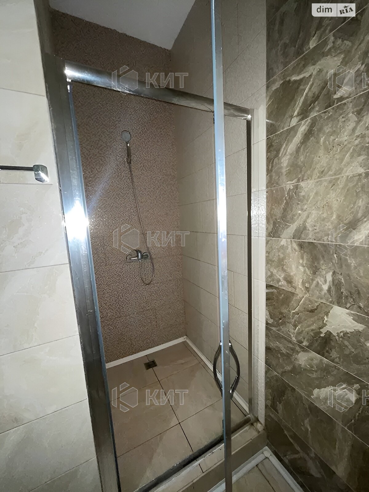 Продажа однокомнатной квартиры в Харькове, на просп. Героев Харькова 118, район Центр фото 1 Продажа однокомнатной квартиры в Харькове, на просп. Героев Харькова 118, район Центр фото 1