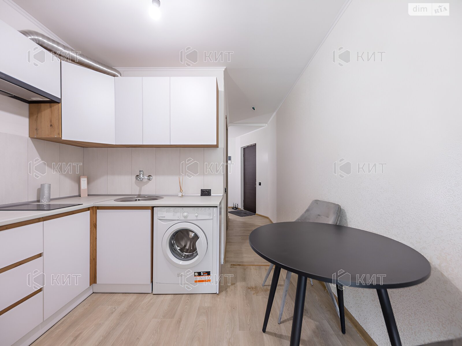 Продажа однокомнатной квартиры в Харькове, на просп. Героев Харькова 118, район Центр фото 1 Продажа однокомнатной квартиры в Харькове, на просп. Героев Харькова 118, район Центр фото 1