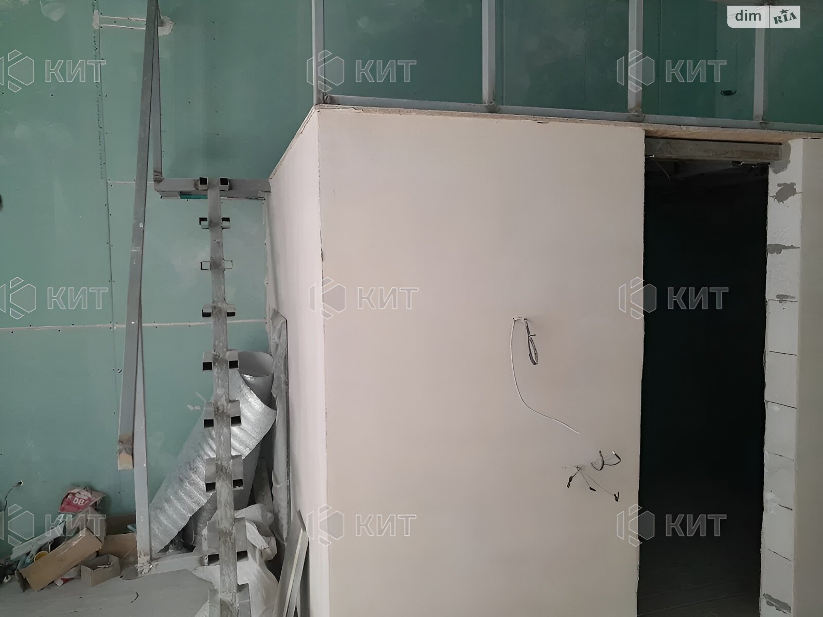 Продажа однокомнатной квартиры в Харькове, на просп. Героев Харькова 118, район Центр фото 1 Продажа однокомнатной квартиры в Харькове, на просп. Героев Харькова 118, район Центр фото 1