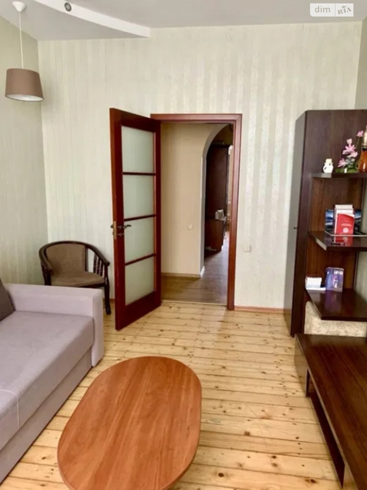 Продажа двухкомнатной квартиры в Харькове, на просп. Героев Харькова 3, район Центр фото 1 Продажа двухкомнатной квартиры в Харькове, на просп. Героев Харькова 3, район Центр фото 1