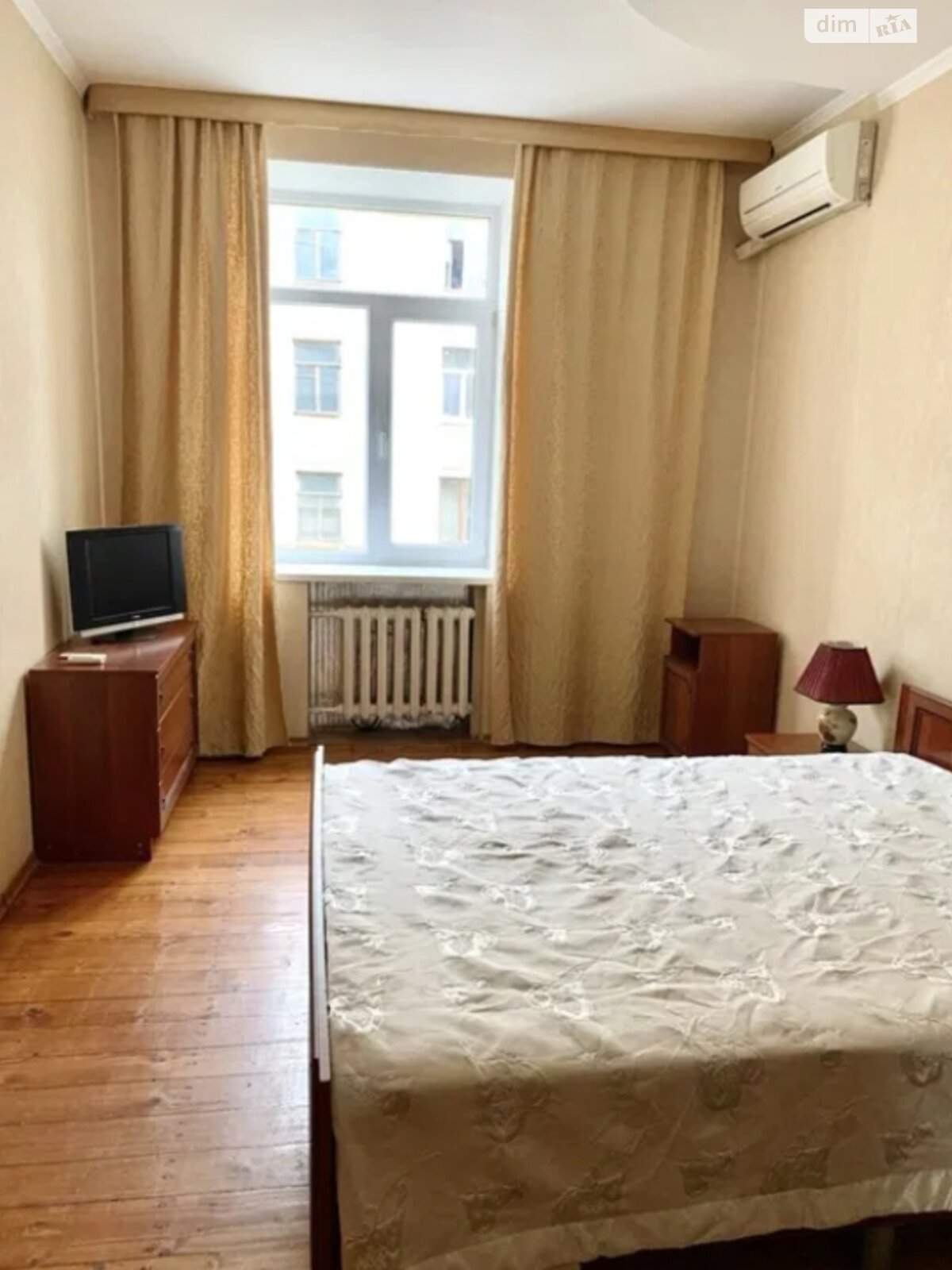 Продажа двухкомнатной квартиры в Харькове, на просп. Героев Харькова 3, район Центр фото 1 Продажа двухкомнатной квартиры в Харькове, на просп. Героев Харькова 3, район Центр фото 1