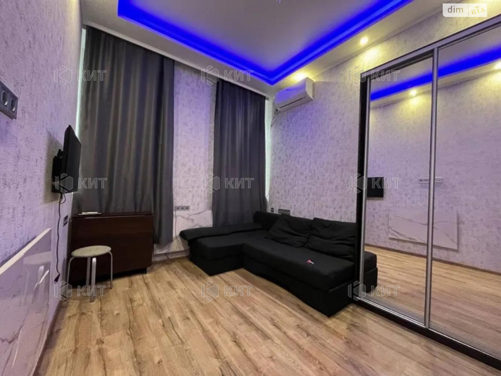 Продажа однокомнатной квартиры в Харькове, на просп. Героев Харькова 118, район Центр фото 1 Продажа однокомнатной квартиры в Харькове, на просп. Героев Харькова 118, район Центр фото 1