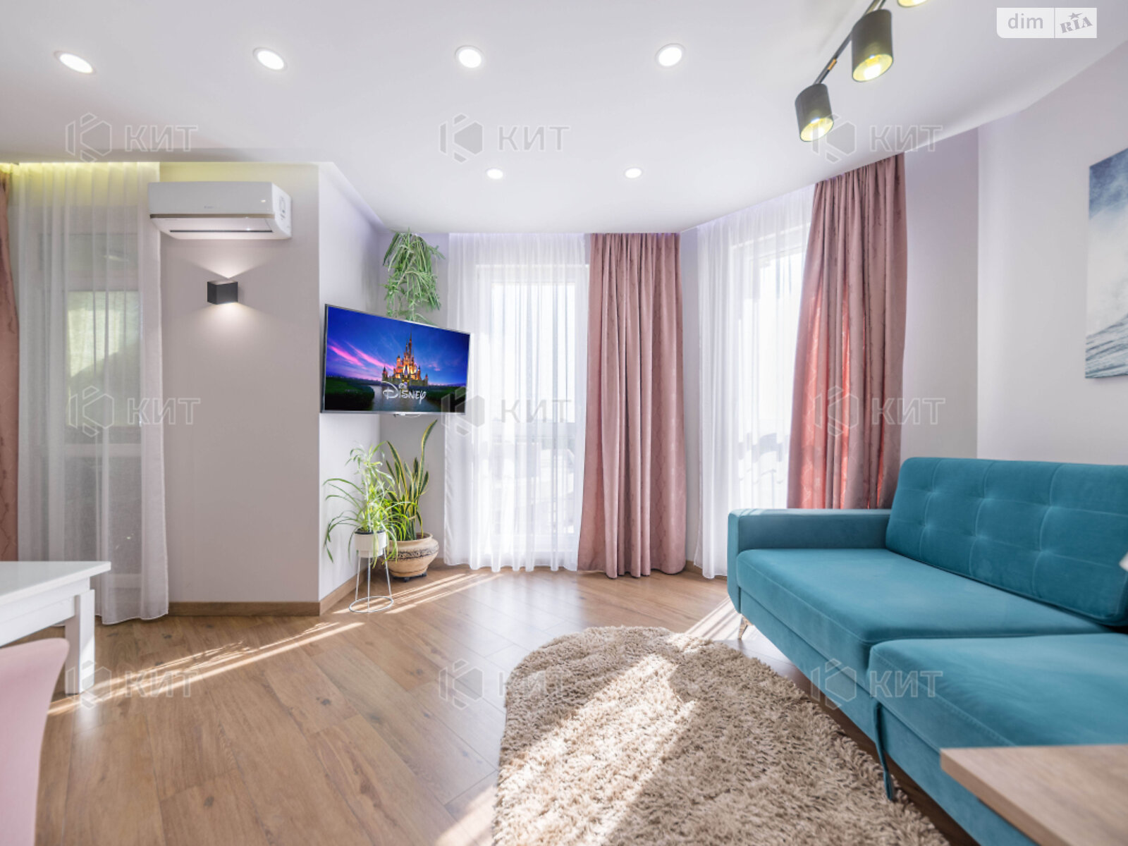 Продажа двухкомнатной квартиры в Харькове, на просп. Героев Харькова 131, район Центр фото 1