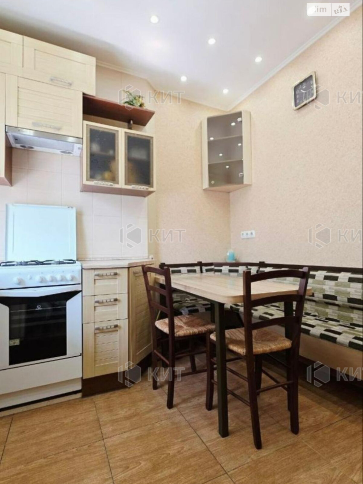 Продажа трехкомнатной квартиры в Харькове, на ул. Григория Сковороды 40, район Центр фото 1 Продажа трехкомнатной квартиры в Харькове, на ул. Григория Сковороды 40, район Центр фото 1