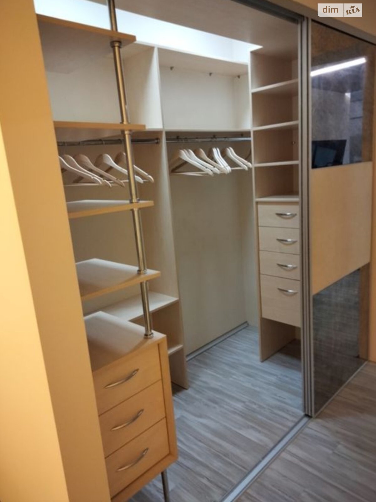 Продаж двокімнатної квартири в Харкові, на наб. Харківська 9, район Центр фото 1 Продаж двокімнатної квартири в Харкові, на наб. Харківська 9, район Центр фото 1