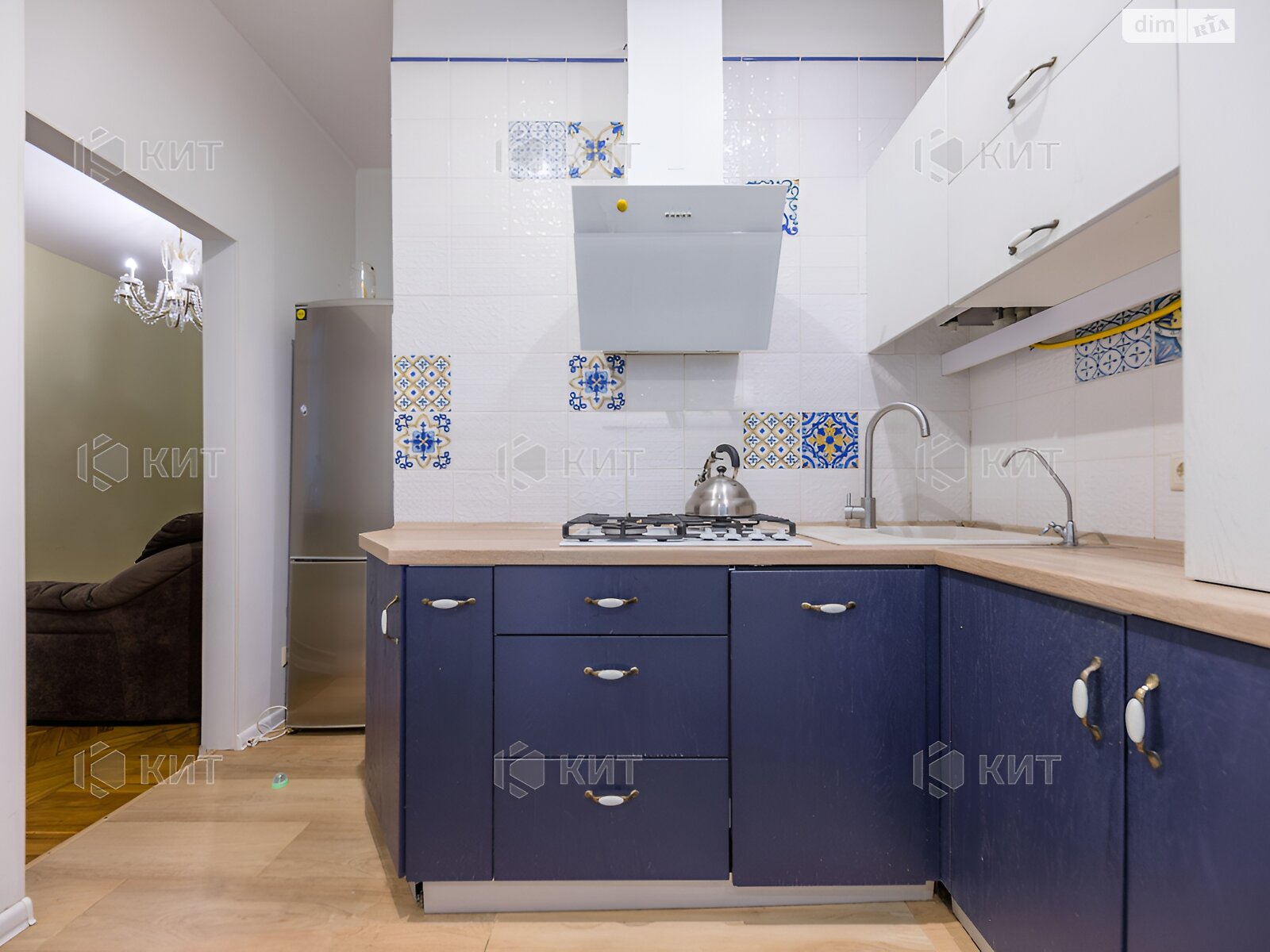 Продажа трехкомнатной квартиры в Харькове, на ул. Каразина 7/9, район Центр фото 1 Продажа трехкомнатной квартиры в Харькове, на ул. Каразина 7/9, район Центр фото 1