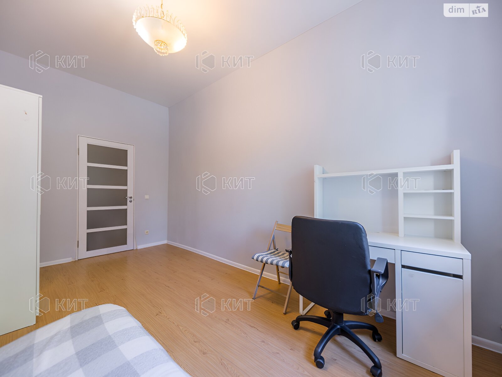 Продажа трехкомнатной квартиры в Харькове, на ул. Каразина 7/9, район Центр фото 1 Продажа трехкомнатной квартиры в Харькове, на ул. Каразина 7/9, район Центр фото 1