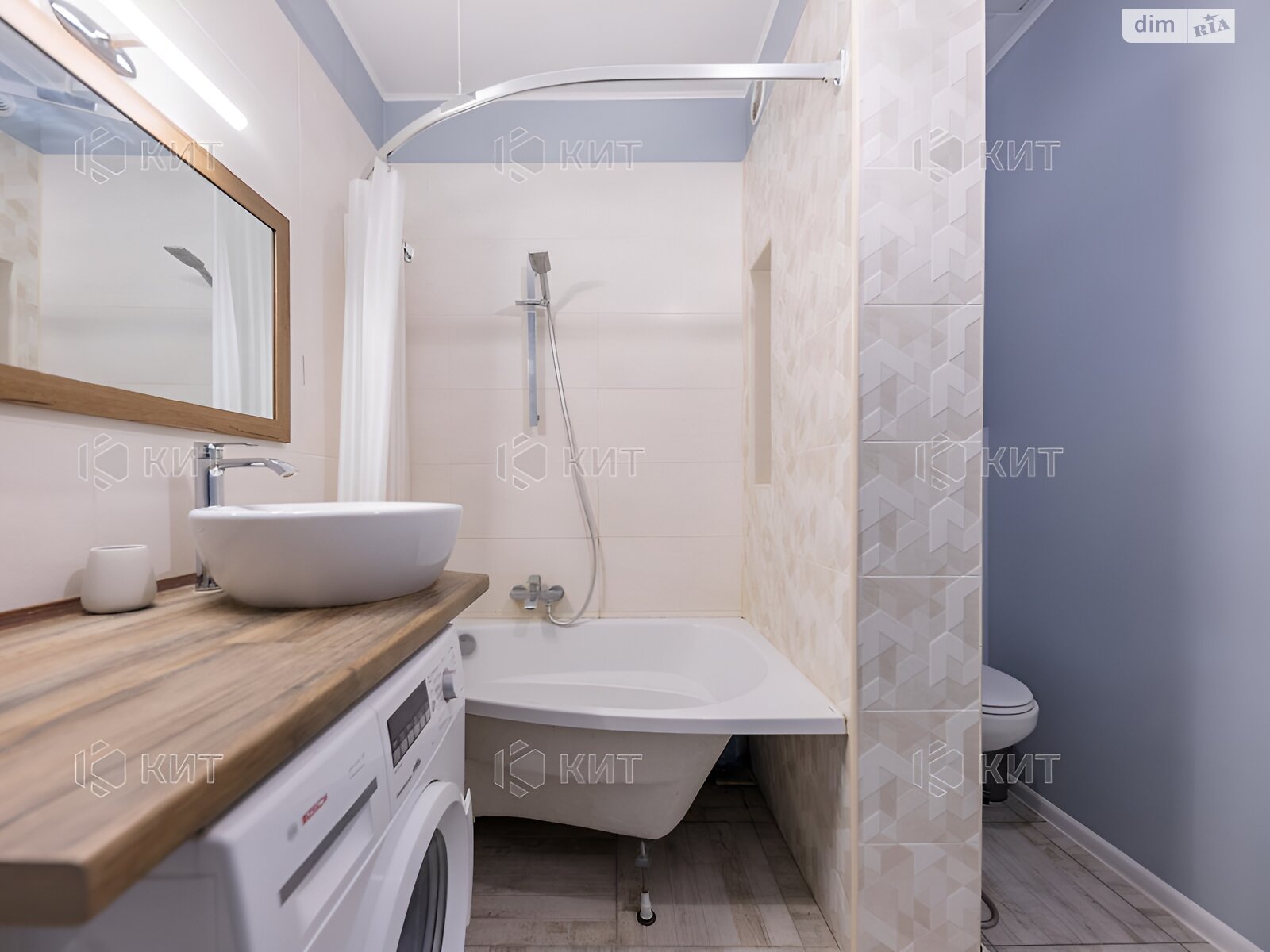 Продажа трехкомнатной квартиры в Харькове, на ул. Каразина 7/9, район Центр фото 1 Продажа трехкомнатной квартиры в Харькове, на ул. Каразина 7/9, район Центр фото 1