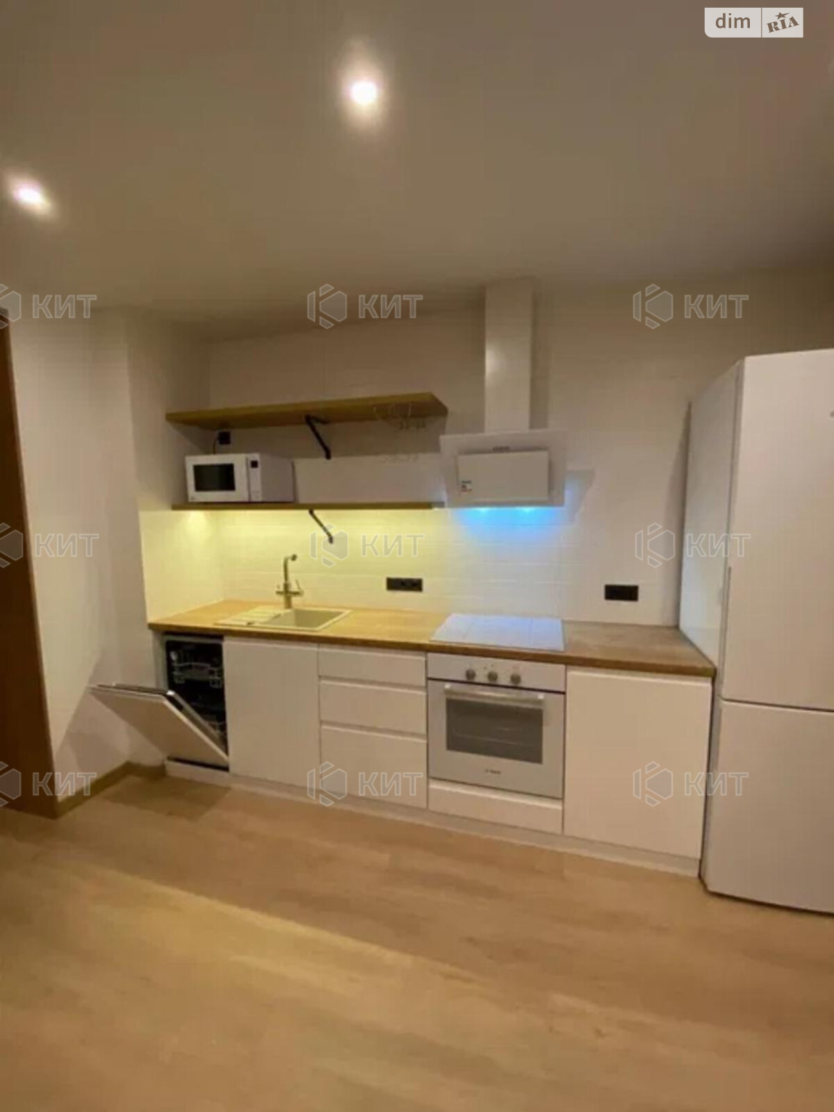 Продажа двухкомнатной квартиры в Харькове, на ул. Клочковская 93, район Центр фото 1 Продажа двухкомнатной квартиры в Харькове, на ул. Клочковская 93, район Центр фото 1