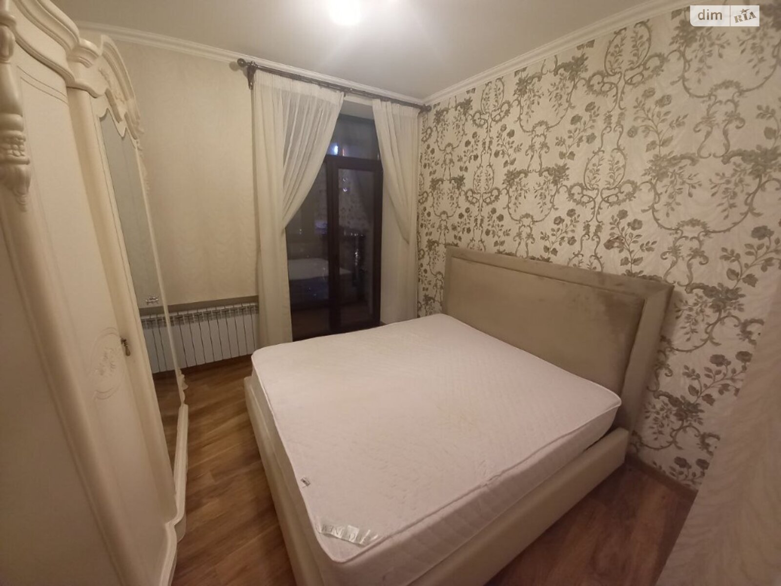 Продажа трехкомнатной квартиры в Харькове, на майд. Конституции 20, кв. 55, район Центр фото 1