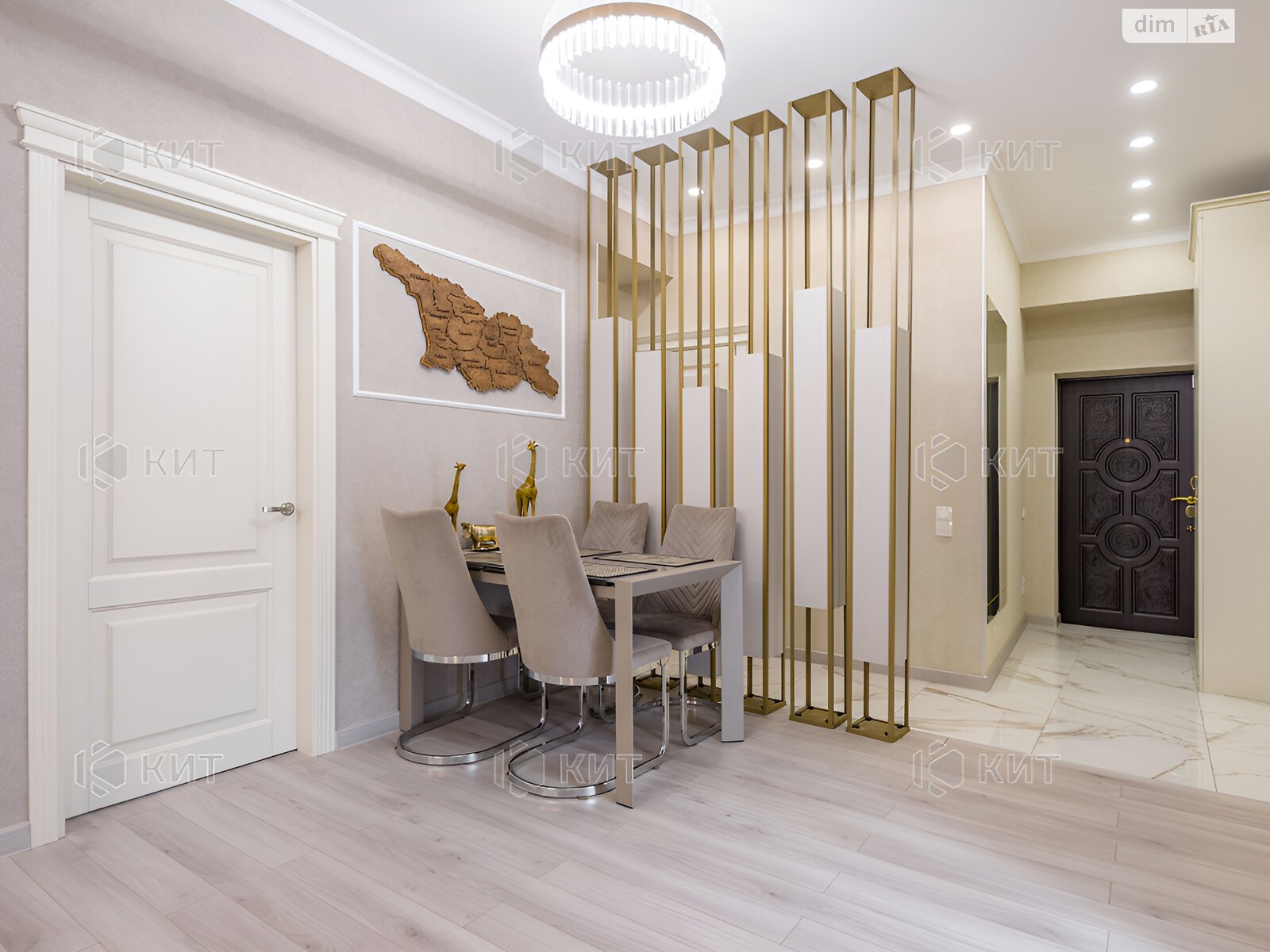 Продаж трикімнатної квартири в Харкові, на майд. Конституції 20, район Центр фото 1 Продаж трикімнатної квартири в Харкові, на майд. Конституції 20, район Центр фото 1