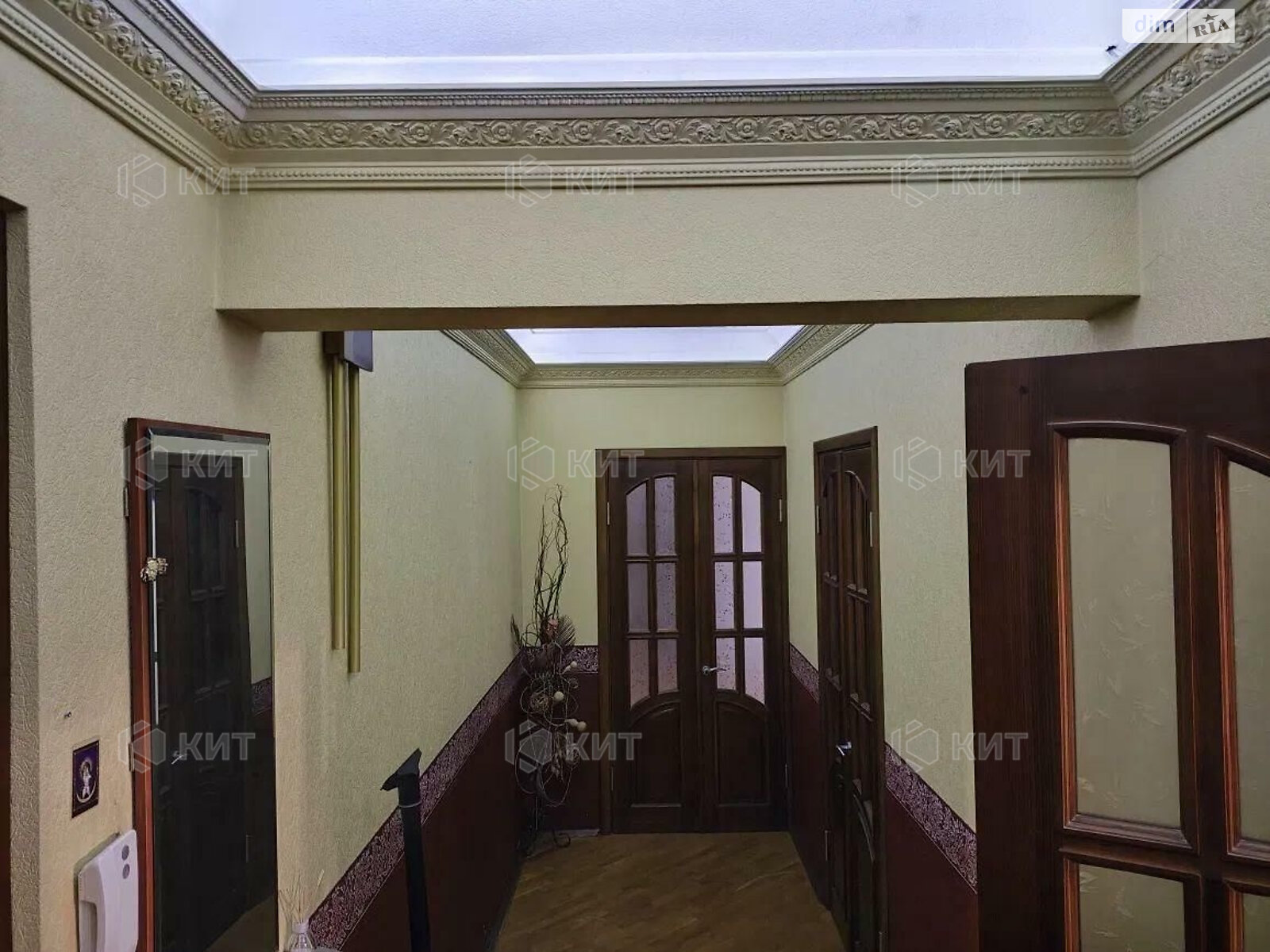 Продаж трикімнатної квартири в Харкові, на майд. Конституції 2/2, район Центр фото 1 Продаж трикімнатної квартири в Харкові, на майд. Конституції 2/2, район Центр фото 1