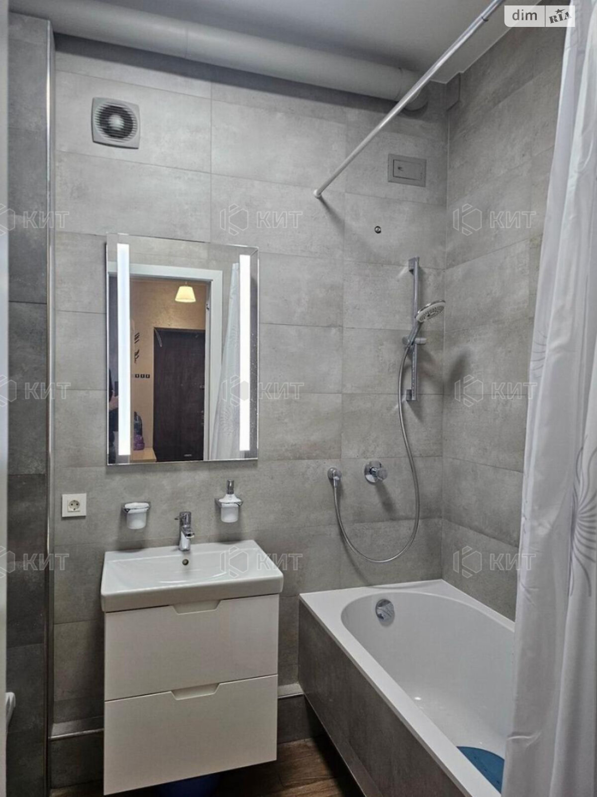 Продаж двокімнатної квартири в Харкові, на вул. Кооперативна 5, район Центр фото 1 Продаж двокімнатної квартири в Харкові, на вул. Кооперативна 5, район Центр фото 1