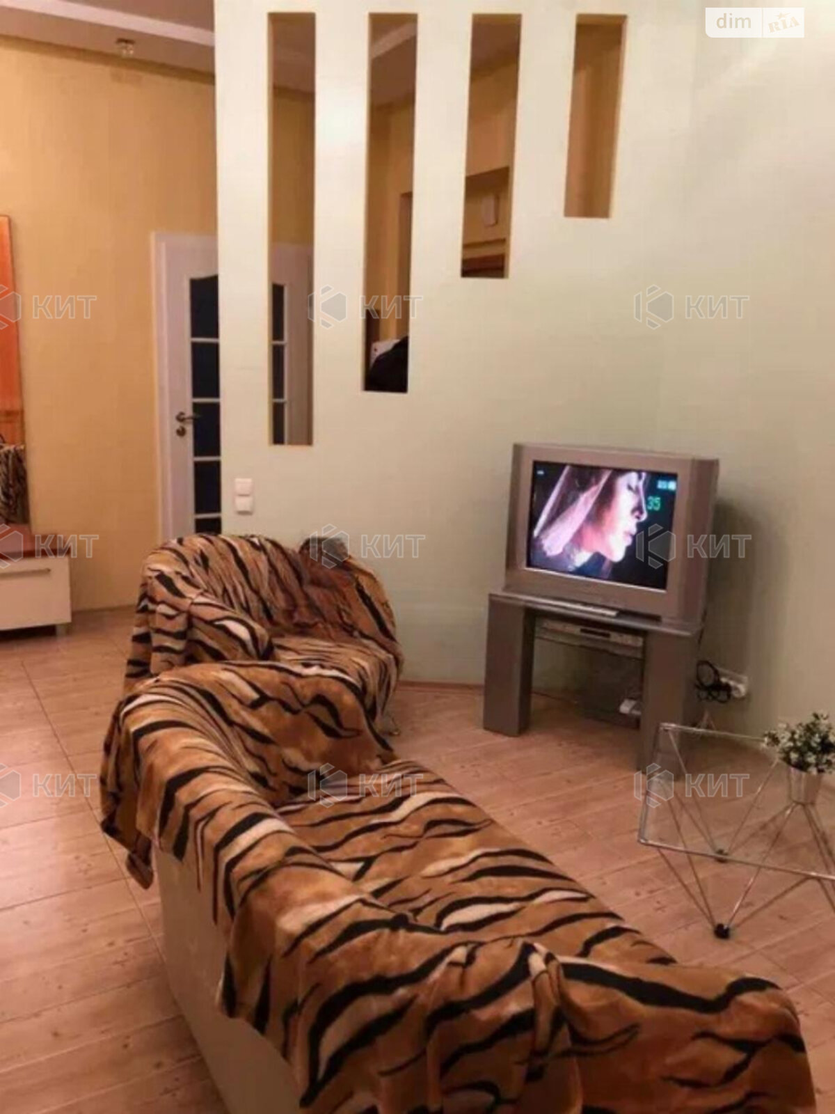 Продаж трикімнатної квартири в Харкові, на вул. Кооперативна 5, район Центр фото 1 Продаж трикімнатної квартири в Харкові, на вул. Кооперативна 5, район Центр фото 1