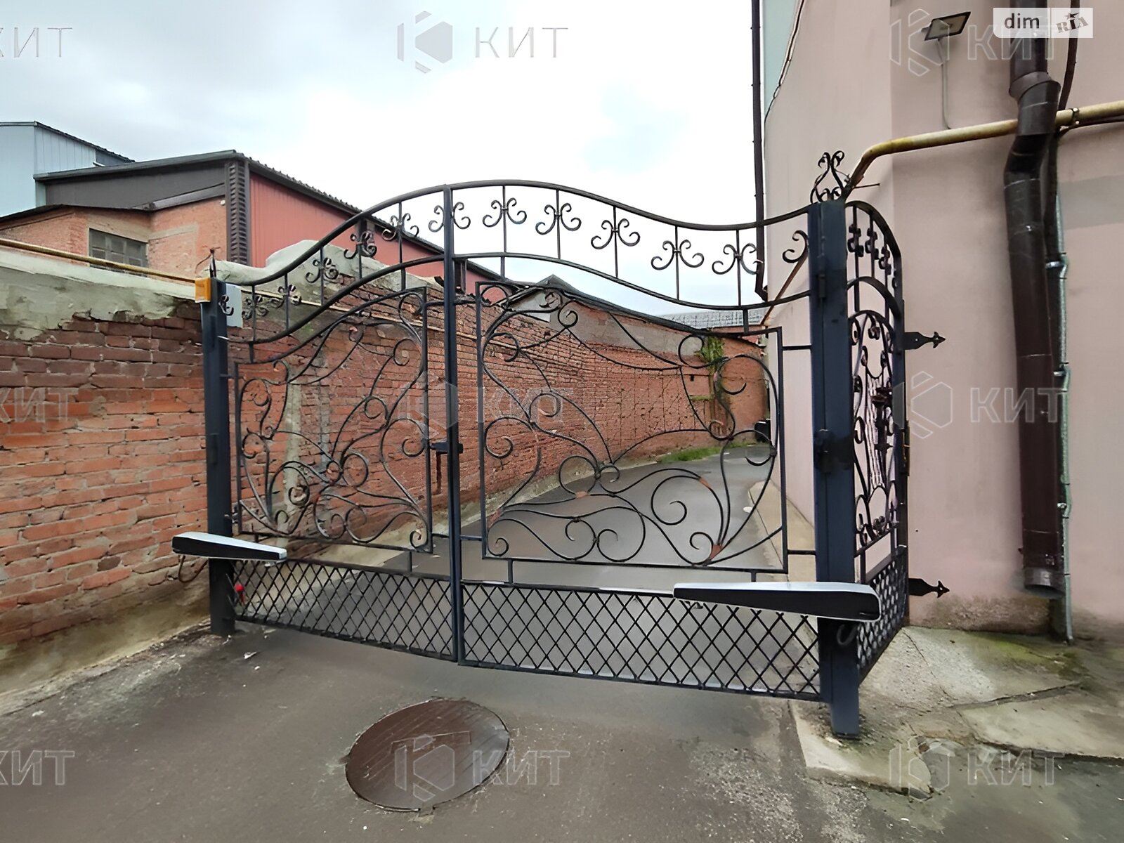Продажа однокомнатной квартиры в Харькове, на ул. Краснооктябрьская 15, район Центр фото 1 Продажа однокомнатной квартиры в Харькове, на ул. Краснооктябрьская 15, район Центр фото 1
