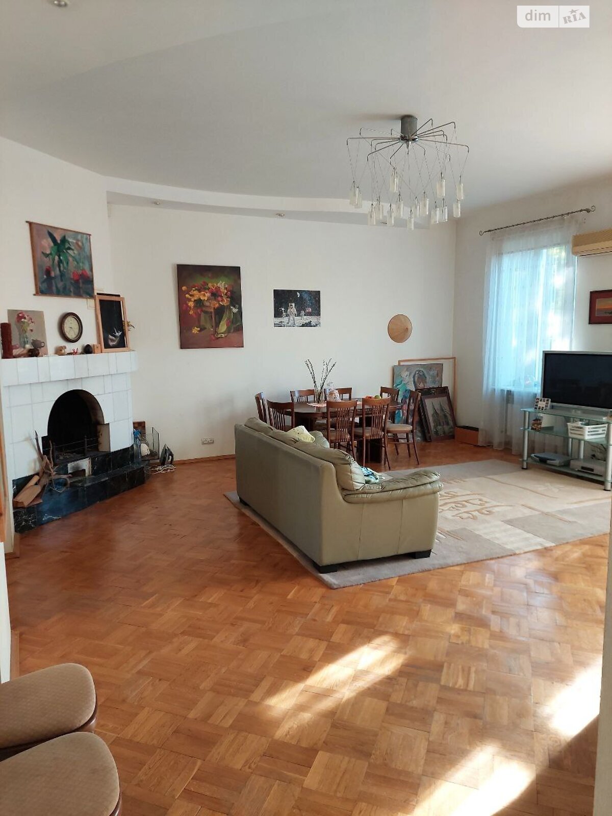 Продаж чотирикімнатної квартири в Харкові, на узвіз Куликівський 9, кв. 5, район Київський фото 1 Продаж чотирикімнатної квартири в Харкові, на узвіз Куликівський 9, кв. 5, район Київський фото 1