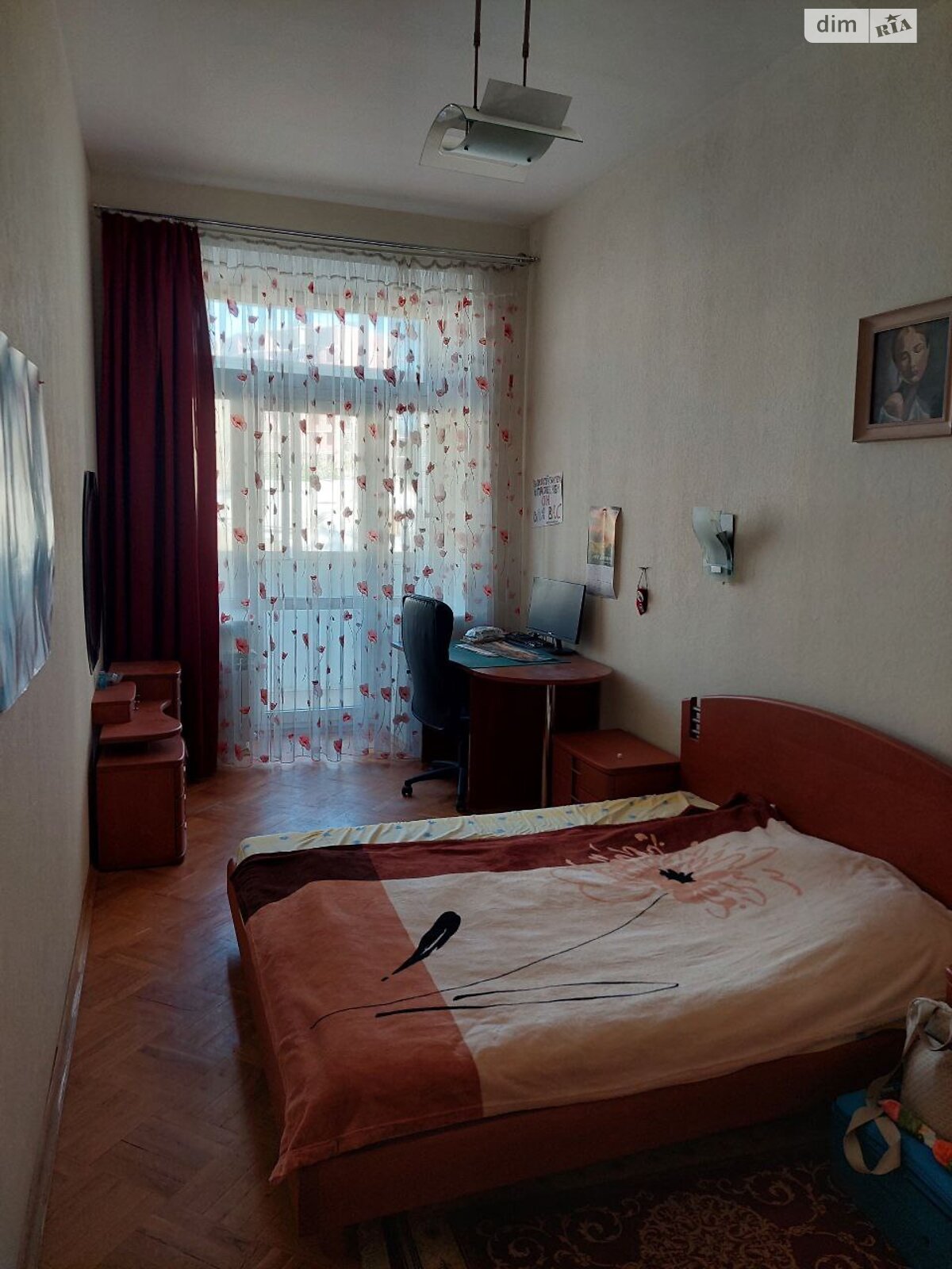 Продаж чотирикімнатної квартири в Харкові, на узвіз Куликівський 9, кв. 5, район Київський фото 1 Продаж чотирикімнатної квартири в Харкові, на узвіз Куликівський 9, кв. 5, район Київський фото 1