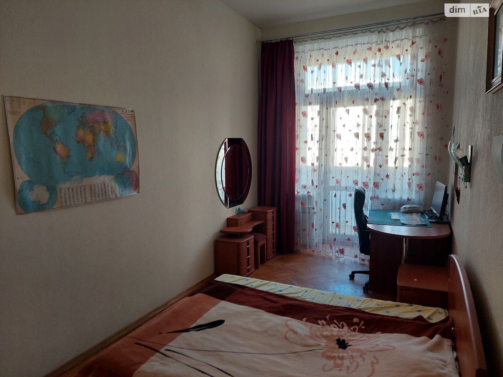 Продаж чотирикімнатної квартири в Харкові, на узвіз Куликівський 9, кв. 5, район Київський фото 1 Продаж чотирикімнатної квартири в Харкові, на узвіз Куликівський 9, кв. 5, район Київський фото 1