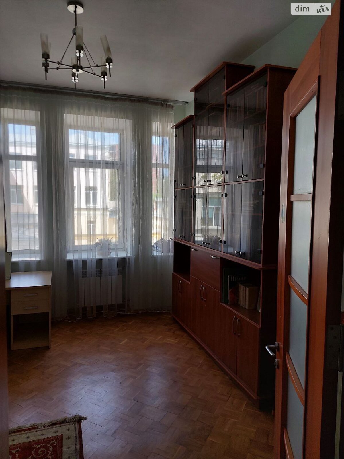 Продаж чотирикімнатної квартири в Харкові, на узвіз Куликівський 9, кв. 5, район Київський фото 1 Продаж чотирикімнатної квартири в Харкові, на узвіз Куликівський 9, кв. 5, район Київський фото 1