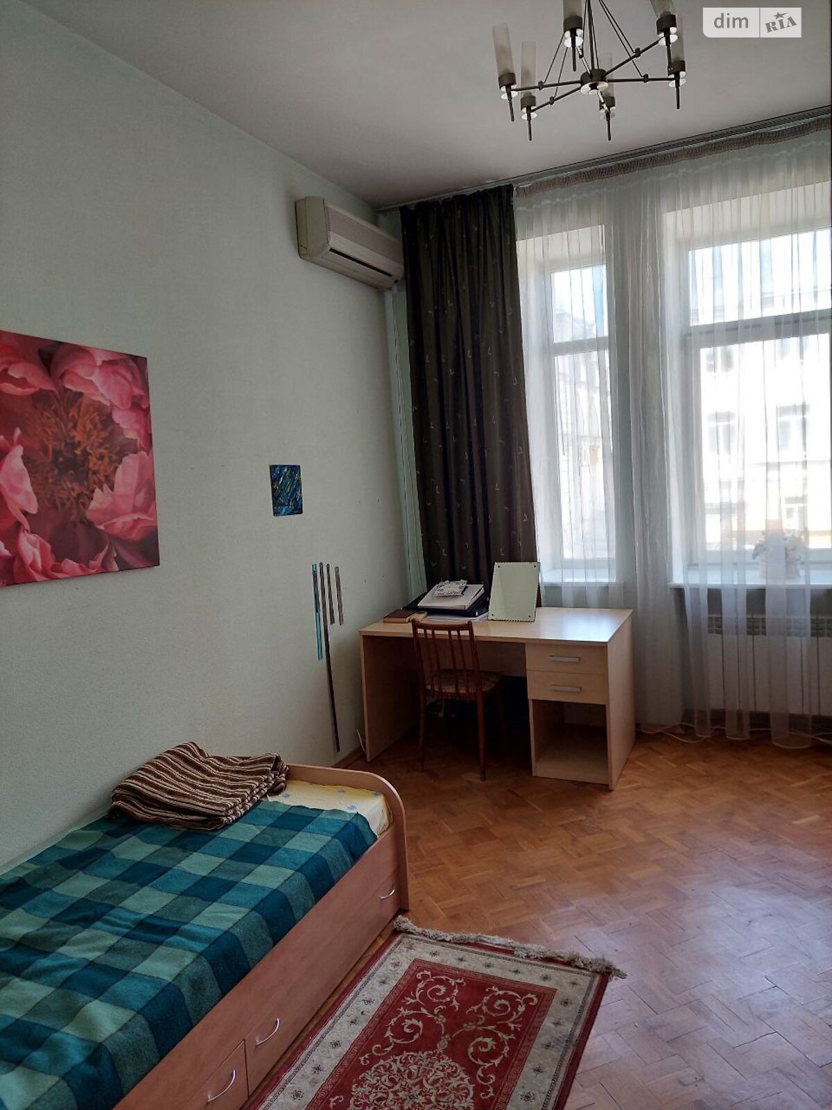 Продаж чотирикімнатної квартири в Харкові, на узвіз Куликівський 9, кв. 5, район Київський фото 1 Продаж чотирикімнатної квартири в Харкові, на узвіз Куликівський 9, кв. 5, район Київський фото 1