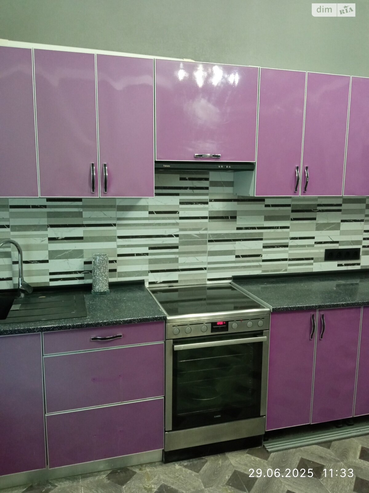 Продаж однокімнатної квартири в Харкові, на просп. Науки 12, район Центр фото 1 Продаж однокімнатної квартири в Харкові, на просп. Науки 12, район Центр фото 1