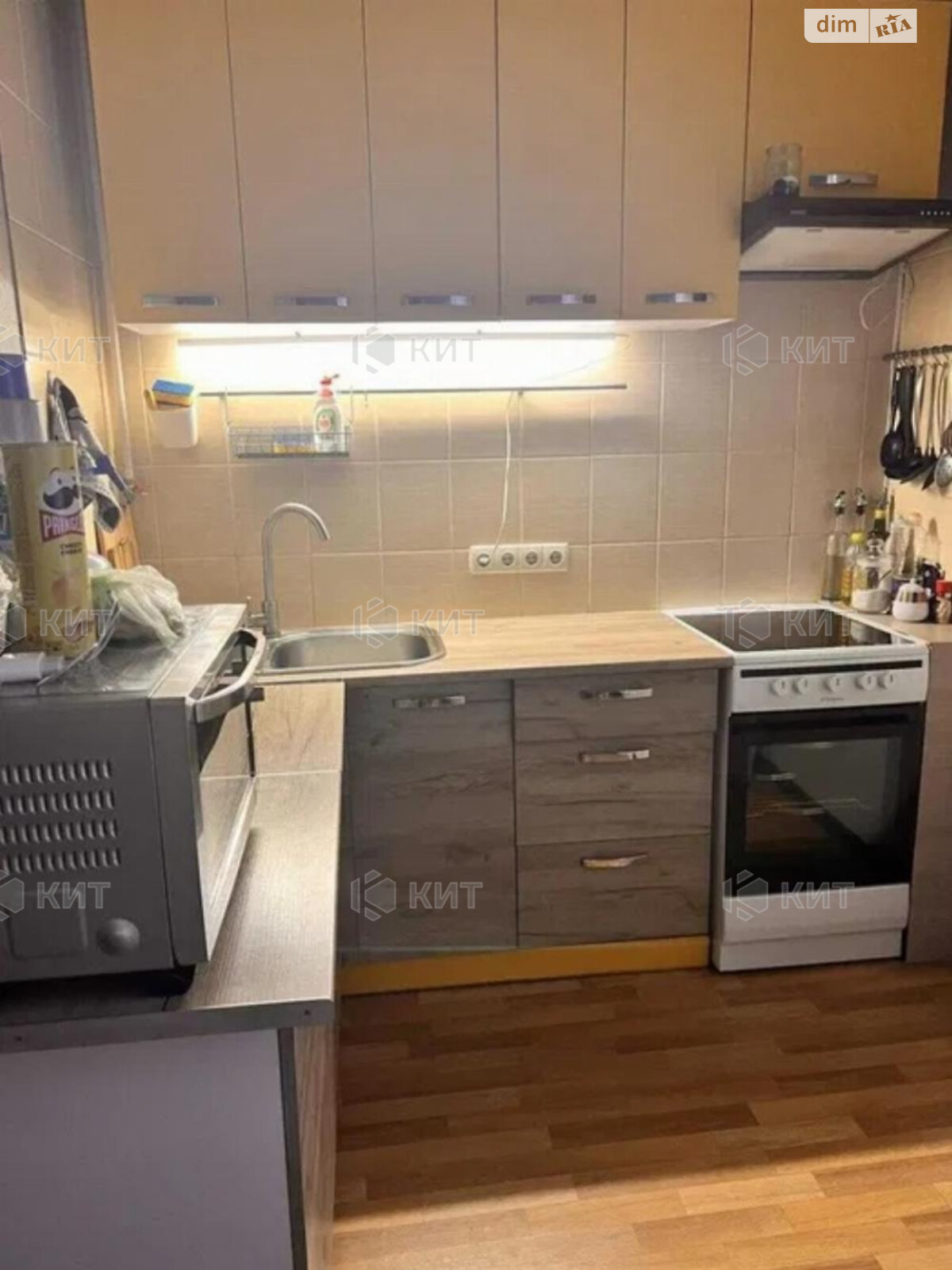 Продажа трехкомнатной квартиры в Харькове, на ул. Черноглазовская 10, район Центр фото 1 Продажа трехкомнатной квартиры в Харькове, на ул. Черноглазовская 10, район Центр фото 1