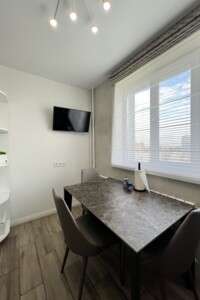 Продаж двокімнатної квартири в Харкові, на вул. Європейська 20, район Центр фото 2
