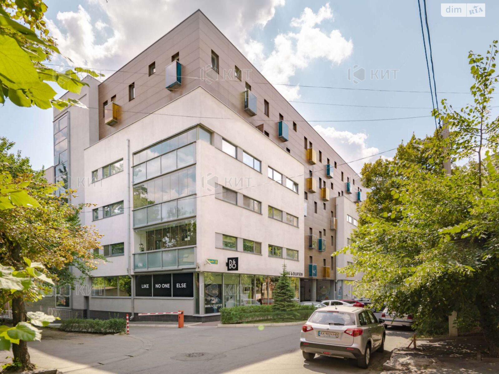 Продажа четырехкомнатной квартиры в Харькове, на ул. Потебни 6, район Центр фото 1 Продажа четырехкомнатной квартиры в Харькове, на ул. Потебни 6, район Центр фото 1