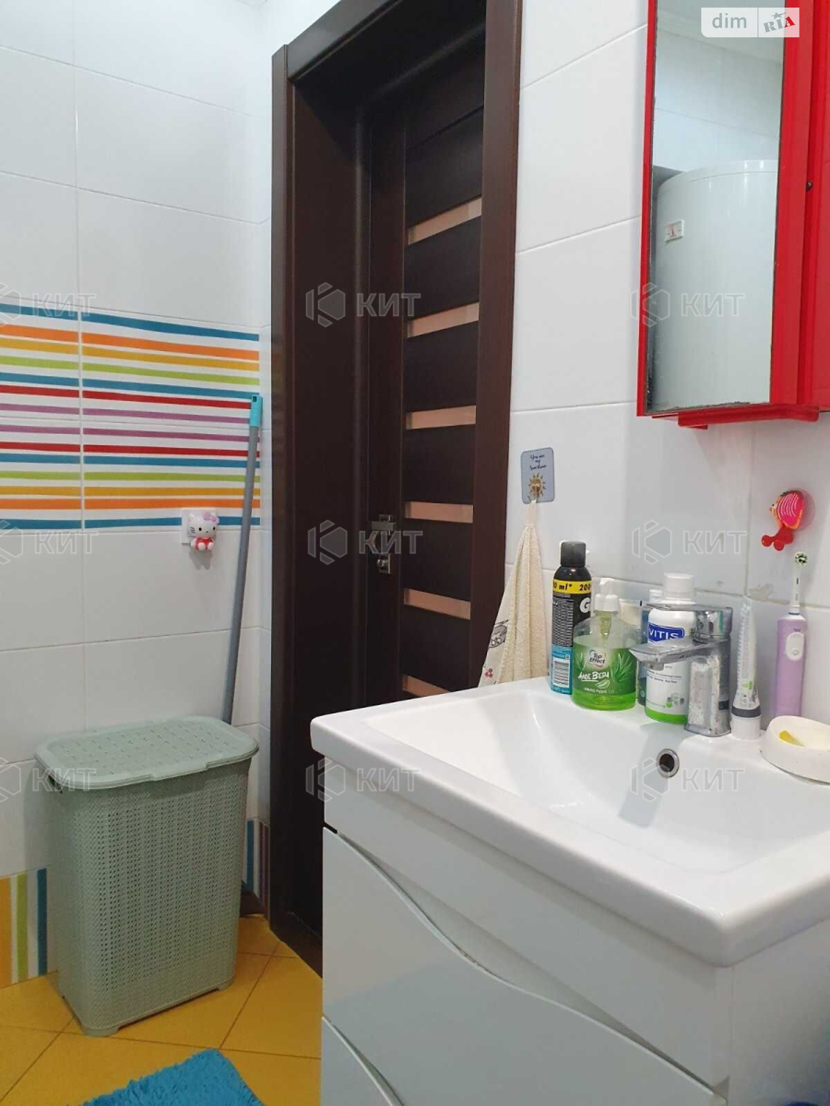 Продажа трехкомнатной квартиры в Харькове, на ул. Руставели 35, район Центр фото 1 Продажа трехкомнатной квартиры в Харькове, на ул. Руставели 35, район Центр фото 1