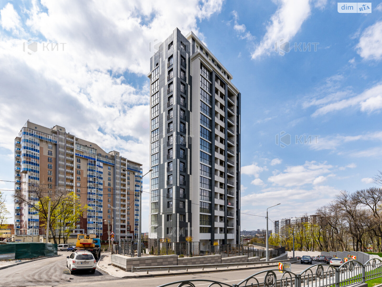 Продаж трикімнатної квартири в Харкові, на вул. Римарська 27, район Центр фото 1