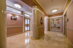 Продаж трикімнатної квартири в Харкові, на вул. Римарська 25, район Центр фото 2