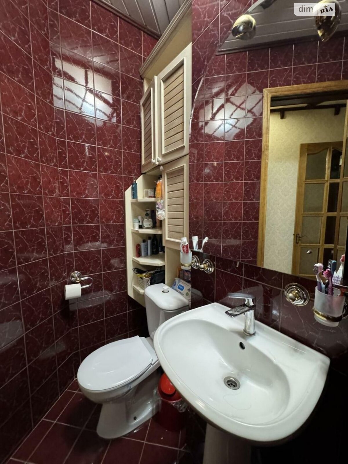 Продажа четырехкомнатной квартиры в Харькове, на ул. Садовая 15, район Центр фото 1 Продажа четырехкомнатной квартиры в Харькове, на ул. Садовая 15, район Центр фото 1