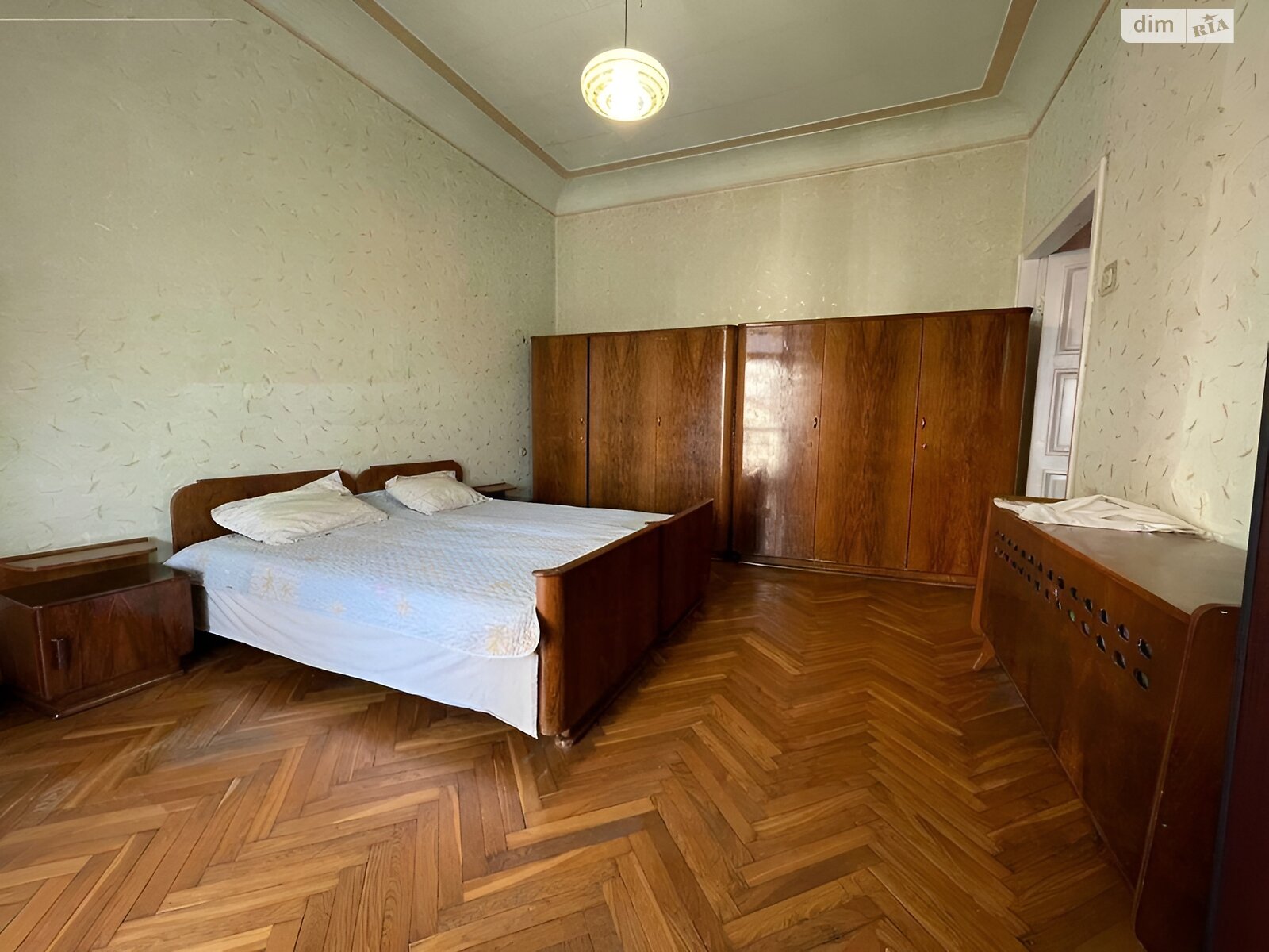 Продажа трехкомнатной квартиры в Харькове, на пер. Самокиша 3, район Госпром фото 1 Продажа трехкомнатной квартиры в Харькове, на пер. Самокиша 3, район Госпром фото 1